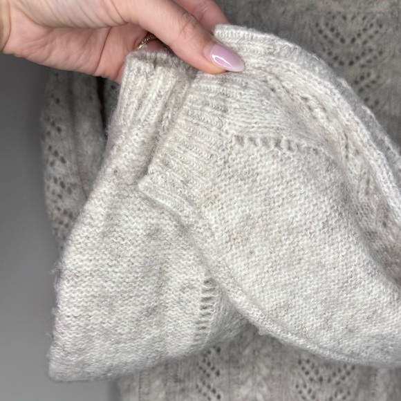 🟢3/$15 Dynamite Wool blend Long Sleeve Knit Sweater Cream White XS Good Cndtn - Picture 6 of 10